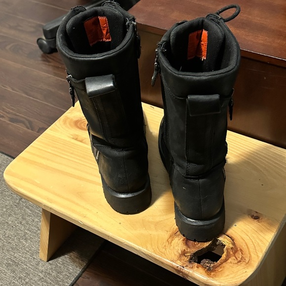 Motorcycle Boots - Picture 2 of 5